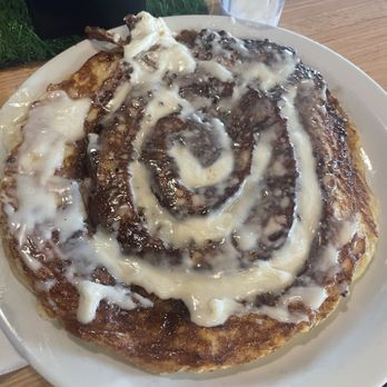 Batter Up Pancakes - Cinnamon roll pancakes - Pancakes Near Me - Clovis, California