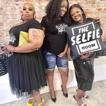The Selfie Room - Venues & Event Spaces Near Me - St. Louis, Missouri