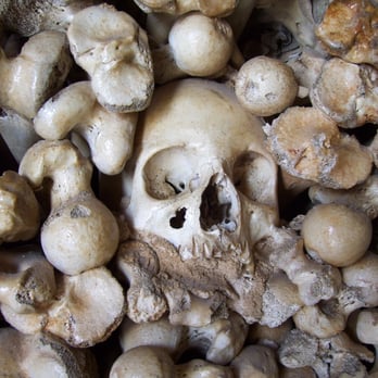 Capela Dos Ossos - Funeral Services & Cemeteries Near Me
