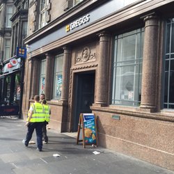 Greggs - Exterior