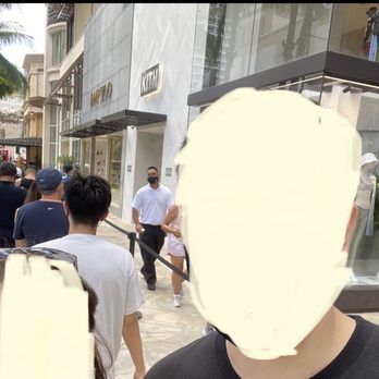 Kith - I noticed if returning items, you also have to stand in line so be careful what you purchase. - Men's Clothing Near Me - Honolulu, Hawaii Kith - I noticed if returning items, you also have to stand in line so be careful what you purchase. - Men's Clothing Near Me - Honolulu, Hawaii