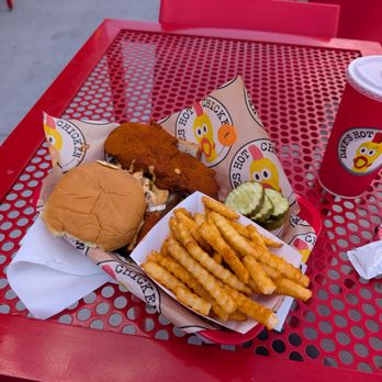 Dave's Hot Chicken - Daves combo 3 - Chicken Shop Near Me - Greensboro, North Carolina