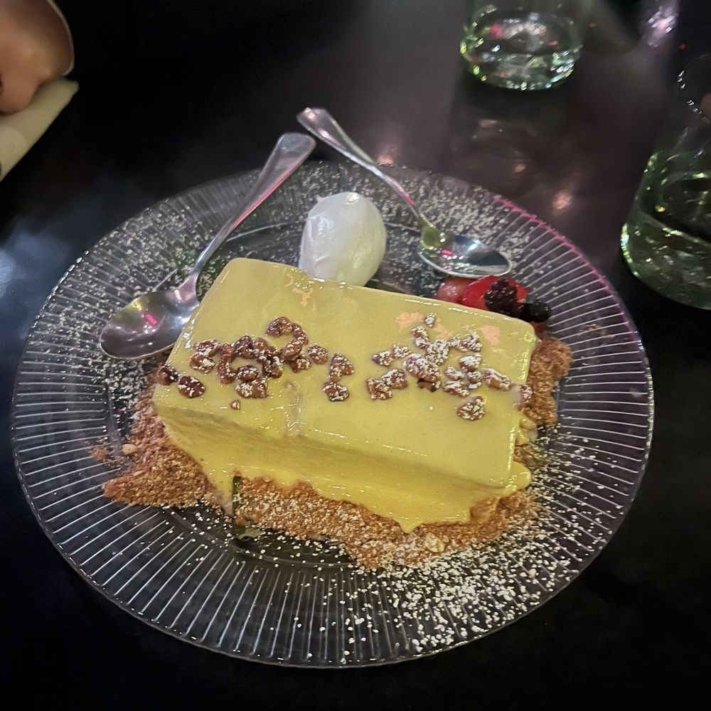Ka'teen - Don't remember the name of this dessert - Mexican Near Me - Los Angeles, California