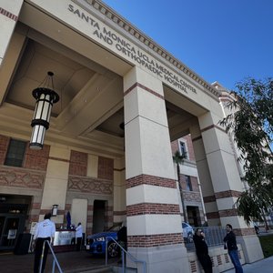 UCLA SANTA MONICA MEDICAL CENTER - Updated February 2026 - 235 Photos