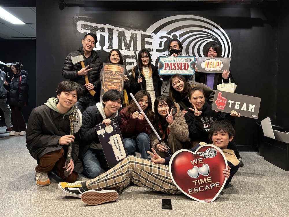 Time Escape Logo