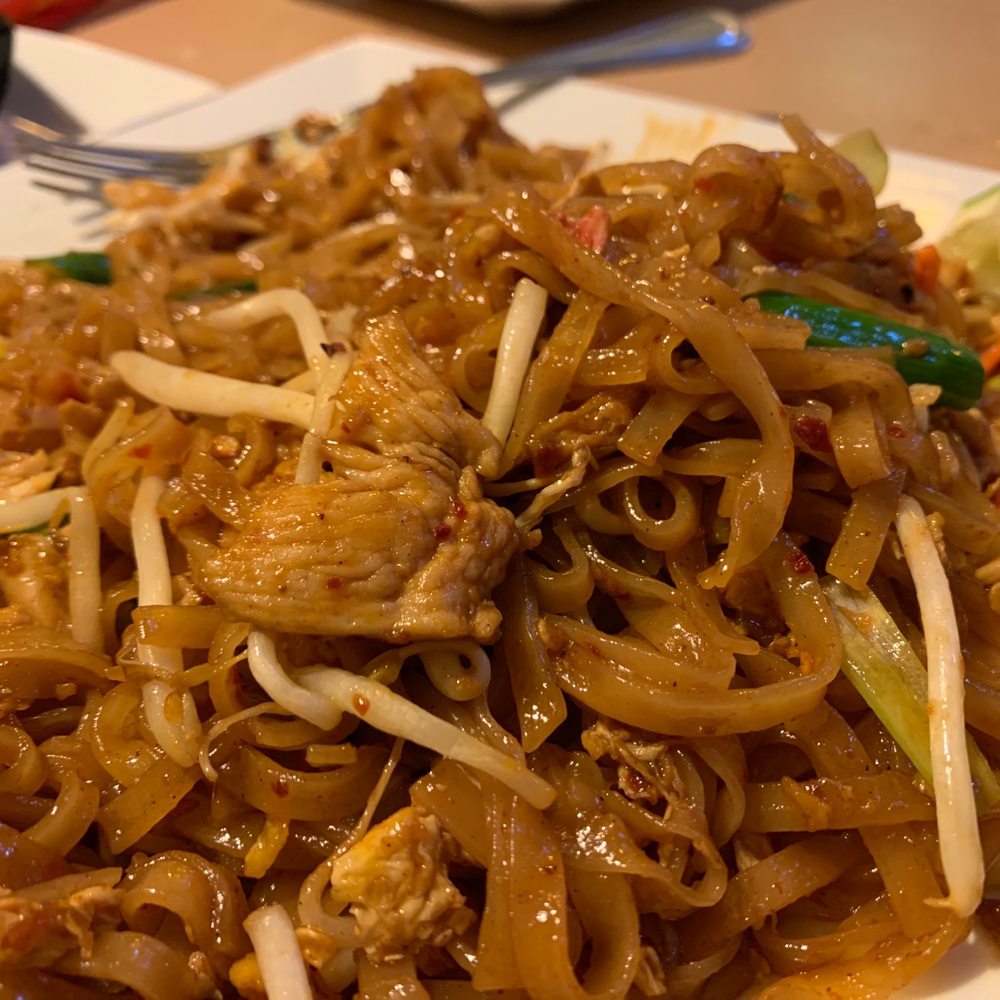 Coconut Cafe - Pad thai!! Favorite! - Laotian Near Me - Merced, California