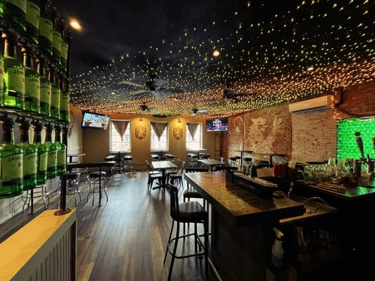 The Stratford Pub by null