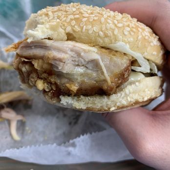 PaPa Chicken - Super Chicken Burger 超級雞腿堡 - Chicken Shop Near Me - Flushing, New York