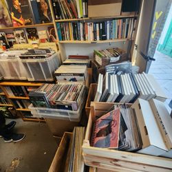 Mojo's Records