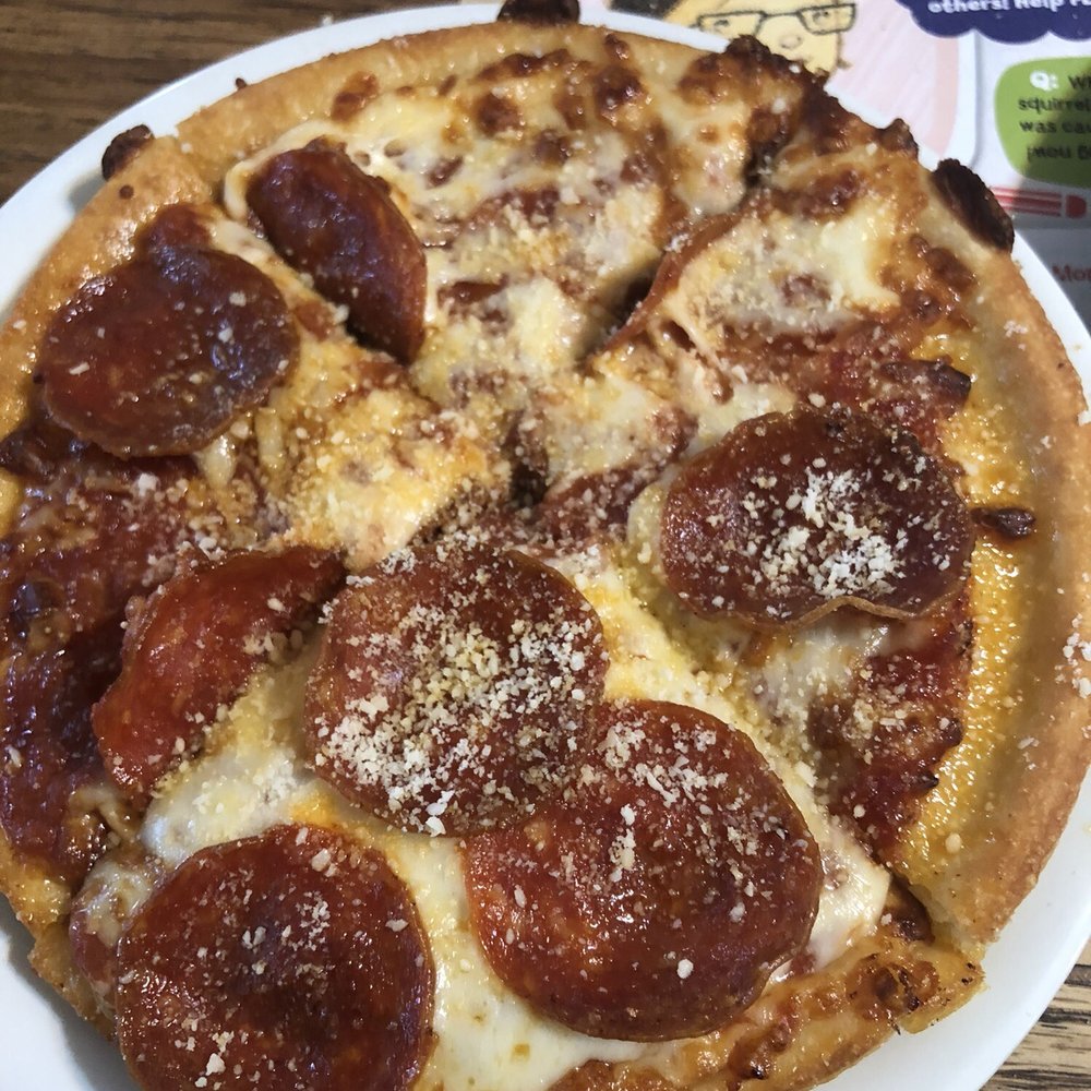 Pizza Hut - a pepperoni pizza on a plate - Pizza Near Me - Monteagle, Tennessee Pizza Hut - a pepperoni pizza on a plate - Pizza Near Me - Monteagle, Tennessee