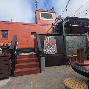 P-Town Coffee & Tea - Coffee & Tea Near Me - Pacifica, California