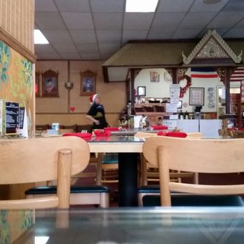 Thai Hut - Inside decor, feel like Bangkok - Thai Near Me - Sacramento, California Thai Hut - Inside decor, feel like Bangkok - Thai Near Me - Sacramento, California