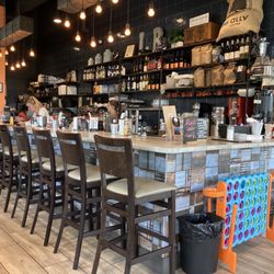 Louie’s Bistro