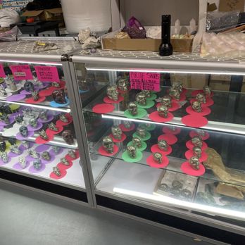 Gem World AZ - Skulls - Wholesale Stores Near Me - Tucson, Arizona