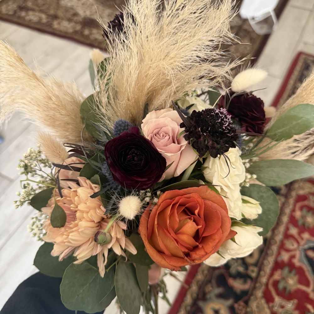 Flowers Etc. - Florists Near Me - Beaumont, California Flowers Etc. - Florists Near Me - Beaumont, California