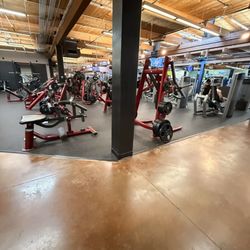 Gold's Gym - Austin Highland