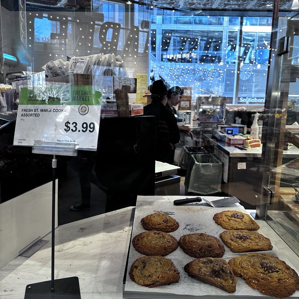 Fresh St. Market - the ultimate cookies, chocolate chip walnut and salted caramel, served warm, on sale at $3.99, regularly $4.49 - Grocery Near Me - Vancouver, British Columbia Fresh St. Market - the ultimate cookies, chocolate chip walnut and salted caramel, served warm, on sale at $3.99, regularly $4.49 - Grocery Near Me - Vancouver, British Columbia