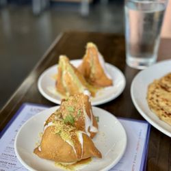 Vegtable Samosa Meat Samosa