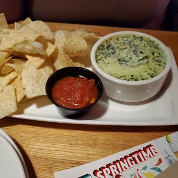 Applebee's Grill + Bar - American Near Me - North Attleboro, Massachusetts Applebee's Grill + Bar - American Near Me - North Attleboro, Massachusetts