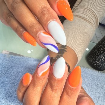 Tru Nail Lounge - Vacation Nails done by Lyna - Nail Salons Near Me - Seattle, Washington Tru Nail Lounge - Vacation Nails done by Lyna - Nail Salons Near Me - Seattle, Washington