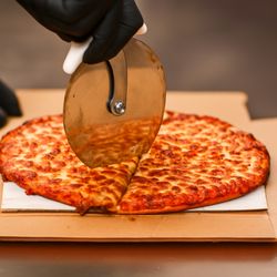 Cottage Inn Pizza Grosse Pointe Woods - Fresh out of the oven and cut to order. Did you know we offer gluten-free crust? Same great taste, handcrafted fresh daily at Cottage Inn Pi