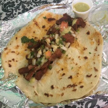 Honduras Cafe Coleman - Al Pastor taco Green sauce is very spicy - Honduran Near Me - Coleman, Texas Honduras Cafe Coleman - Al Pastor taco Green sauce is very spicy - Honduran Near Me - Coleman, Texas