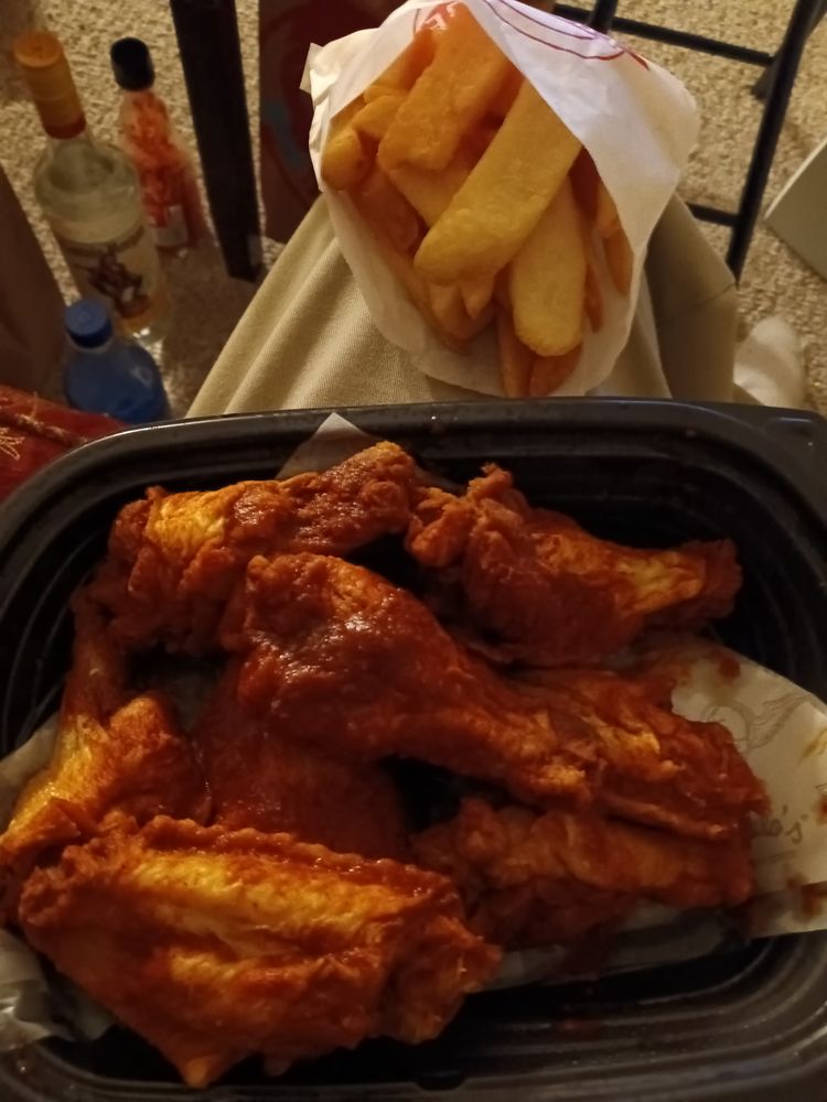 BUFFALO’S WORLD FAMOUS RINGS EXPRESS Updated September 2024 1452 W