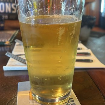 P Wexford's Pub - Apple Cider - Bottle poured in glass - American Near Me - Modesto, California P Wexford's Pub - Apple Cider - Bottle poured in glass - American Near Me - Modesto, California