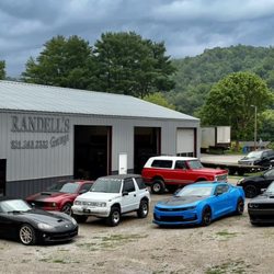 Randells Garage - Business front