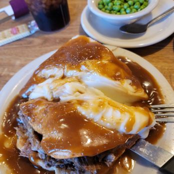 Busy Corner - old school cool the Open face roast beef with the smashed taters in the gravy. some call it a Manhattan - American Near Me - Goodfield, Illinois