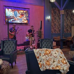 The Harbor Cocktail Lounge