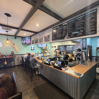 Surfin' Betty's Burger Bar - Front Counter - American Near Me - Bethany Beach, Delaware Surfin' Betty's Burger Bar - Front Counter - American Near Me - Bethany Beach, Delaware