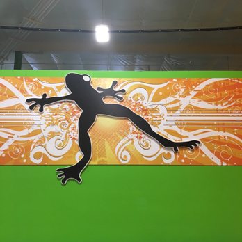 Sky Zone Trampoline Park - Trampoline Parks Near Me - Merced, California