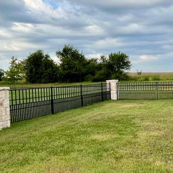 JJ’s Fence and Gate - Custom metal fence and limestone columns - Fences & Gates Near Me - Round Rock, Texas JJ’s Fence and Gate - Custom metal fence and limestone columns - Fences & Gates Near Me - Round Rock, Texas
