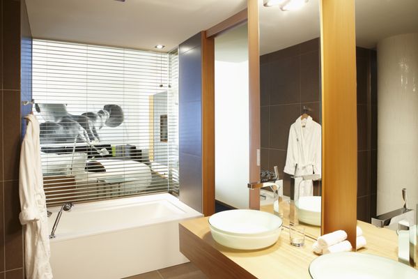 Le Germain Hotel Toronto Maple Leaf Square by null