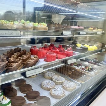 Dolce Vita Bakery - Bakeries Near Me - Rochester Hills, Michigan