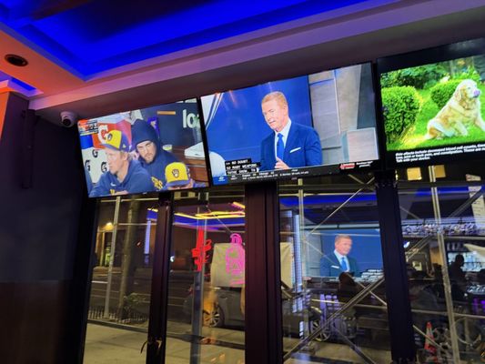 The U bar and grill by null