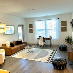 Riley Crossing at Gateway Park Apartments - Living Room