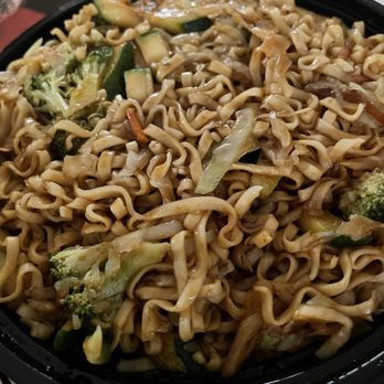 Okinawa Restaurant - Vegetable Yakisoba Noodle - Japanese Near Me - Austell, Georgia