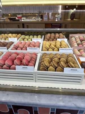 Pierre Hermé by null