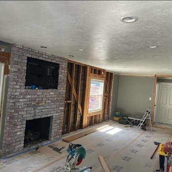 Catalan Golden Builders - a living room being remodeled - General Contractors Near Me Catalan Golden Builders - a living room being remodeled - General Contractors Near Me