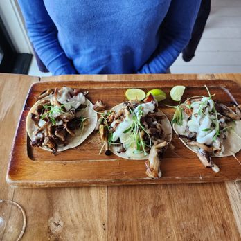 El Encanto - Mushroom breakfast tacos - Bars Near Me - Kirkland, Washington