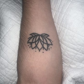 Live Through This Tattoos - current state of tattoo, with only 9 dots and one of the petals is not fully closed. - Tattoo Near Me - San Antonio, Texas Live Through This Tattoos - current state of tattoo, with only 9 dots and one of the petals is not fully closed. - Tattoo Near Me - San Antonio, Texas