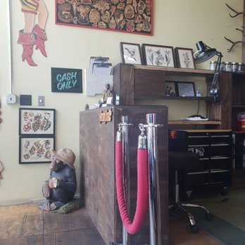 American Electric Tattoo - Tattoo Near Me - Los Angeles, California