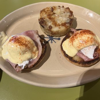 Snooze, an A.M. Eatery - Breakfast & Brunch Near Me - Tustin, California Snooze, an A.M. Eatery - Breakfast & Brunch Near Me - Tustin, California
