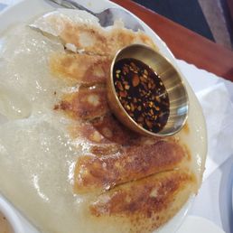 Jian Jiao Zi (煎餃子) Jian Jiao Zi (煎餃子)
