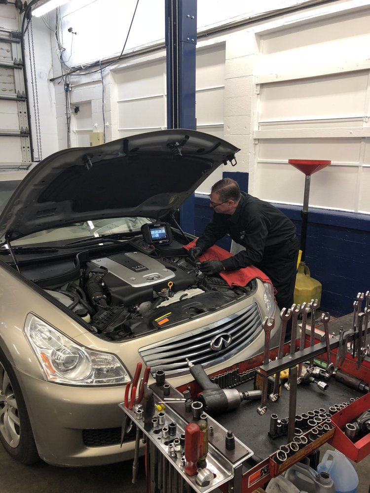 BERNIE’S AUTOMOTIVE CLOSED 2852 NW Market St, Seattle, Washington