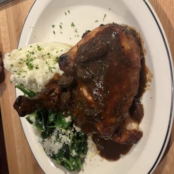 Doc B's Restaurant - American Near Me - Cary, North Carolina