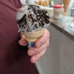 Two Roosters Ice Cream - Guest ice cream: Cookie Monster