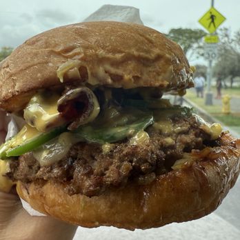 Adrian's Smashburger - The Spicy Smash - Food Trucks Near Me - Ewa Beach, Hawaii